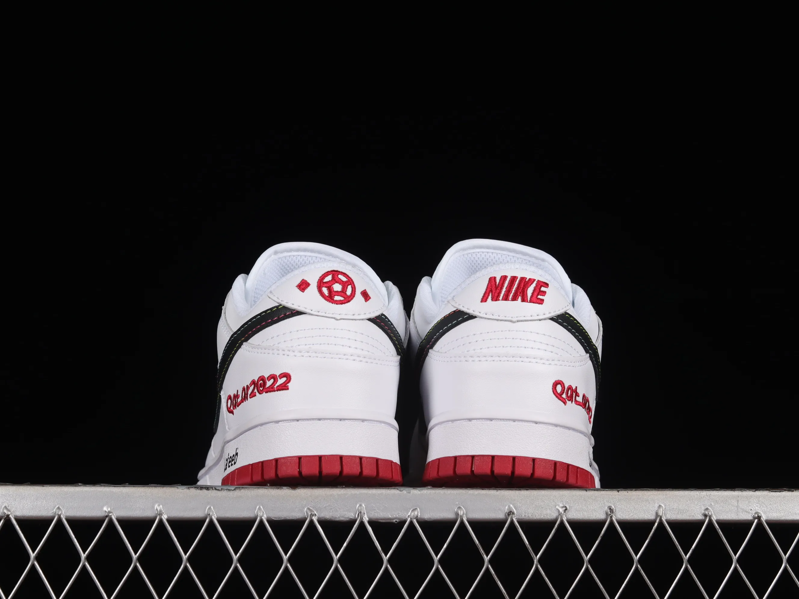 All Categories Nk SB Dunk Series Nk SB Dunk Low Low-top sneakers Nk SB Zoom Dunk Low X La eeb Qatar 2022 World Cup joint SB low-top sports and leisure sneakers DJ6188-006